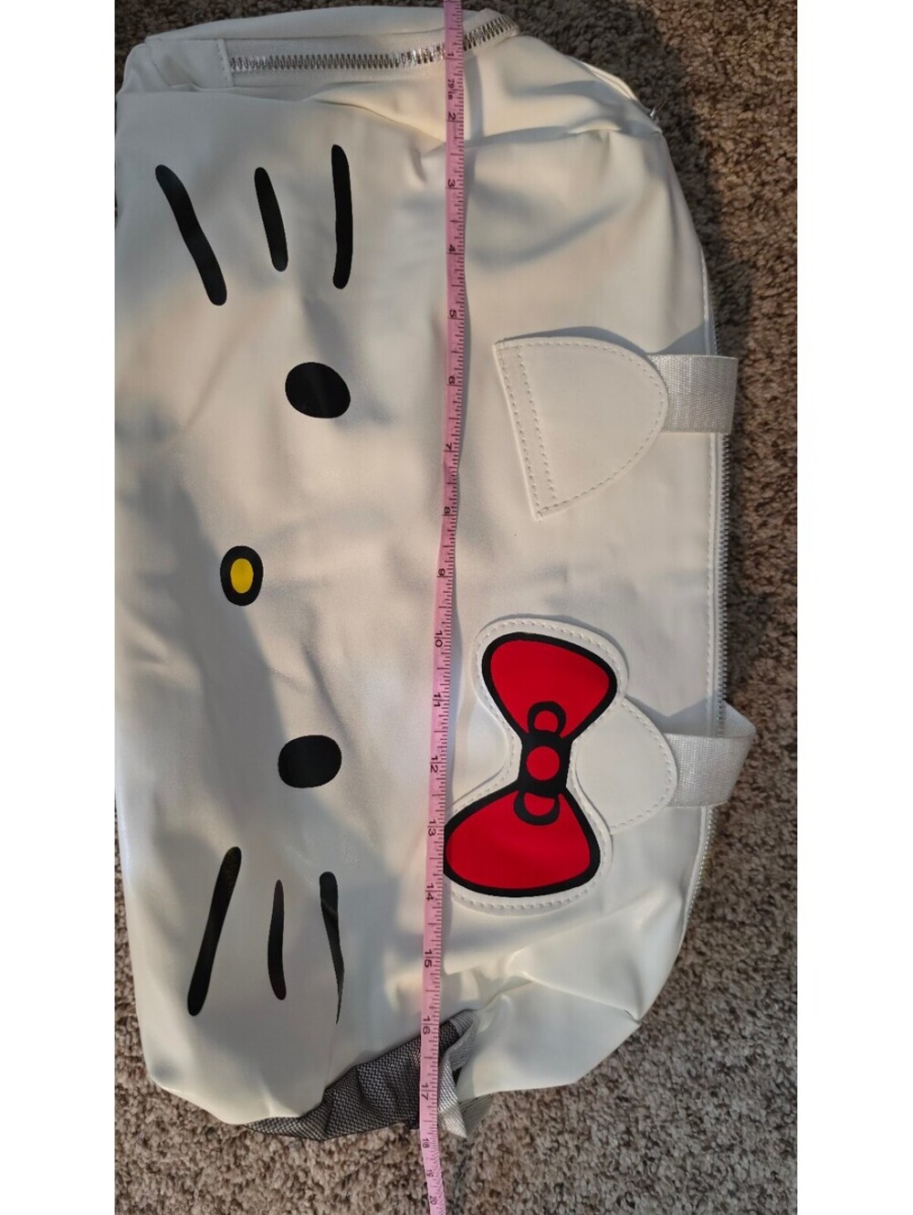 Hello Kitty White Duffle Bag with Red Bow - Picture 7 of 11